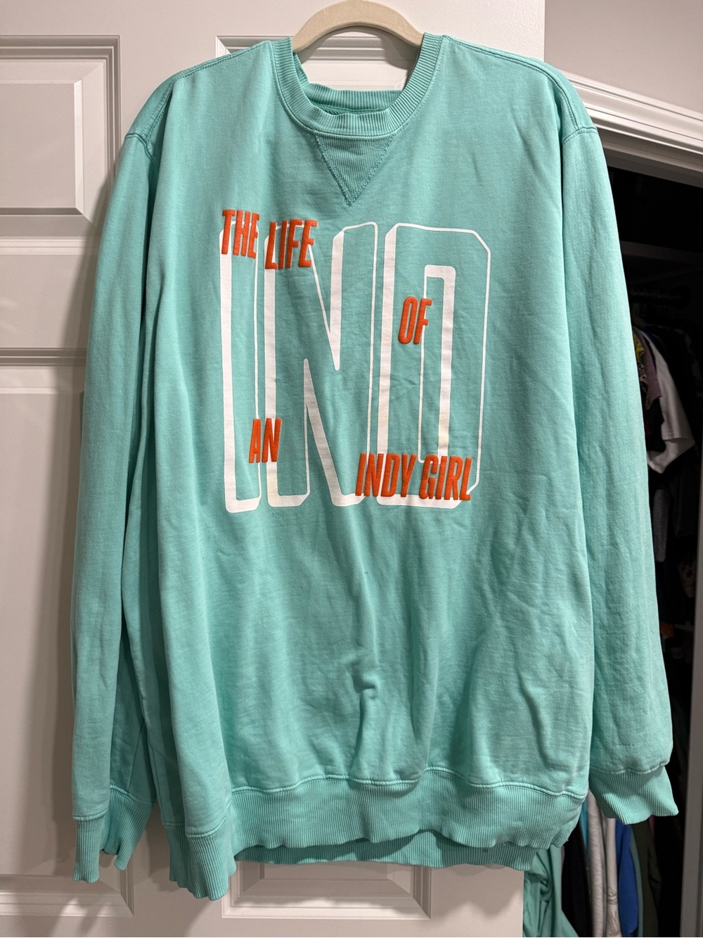 Crewneck Sweatshirt “The Life of an Indy Girl” Taylor Swift